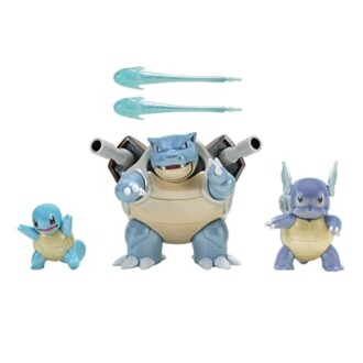 Drie blauwe Pokémon-figuren met schilden